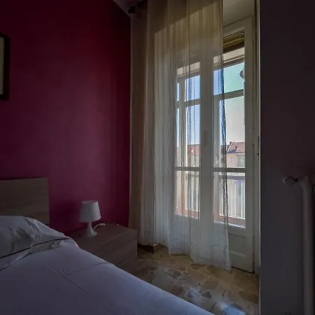 Big Apartment close to metro station - 3 Bedrooms