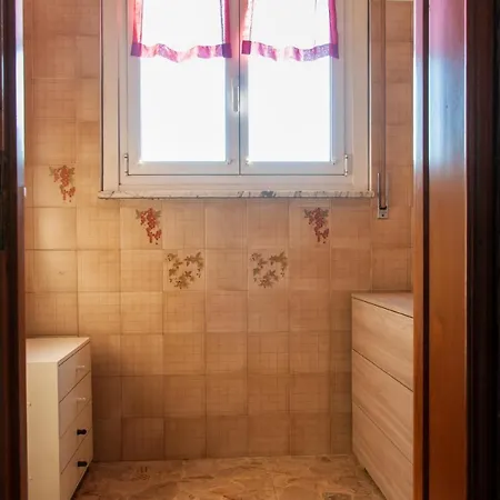 Big Apartment close to metro station - 3 Bedrooms