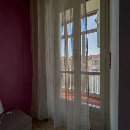 Appartamento Big Apartment close to metro station - 3 Bedrooms